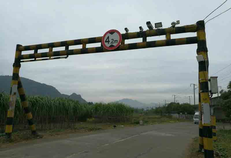 莆田对开式限高架